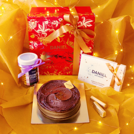 DANIEL'S Diwali Elegance Hamper (Veg)