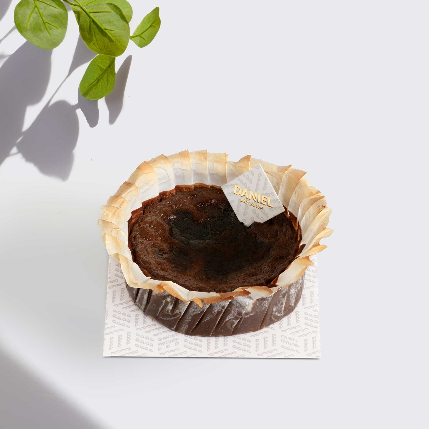 DANIEL'S Burnt Basque Cheesecake (Chocolate)