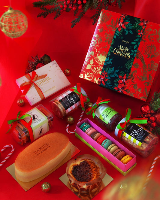 Santa’s Favorite Hamper